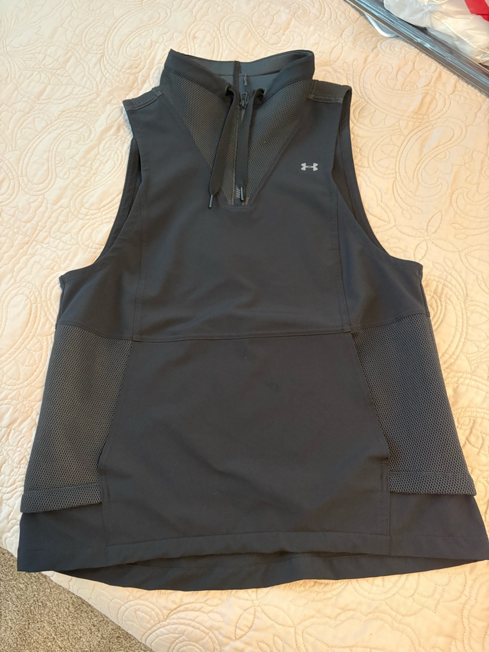 Under Armour Men’s Black Sleeveless Zip-Front Swim Rash Guard